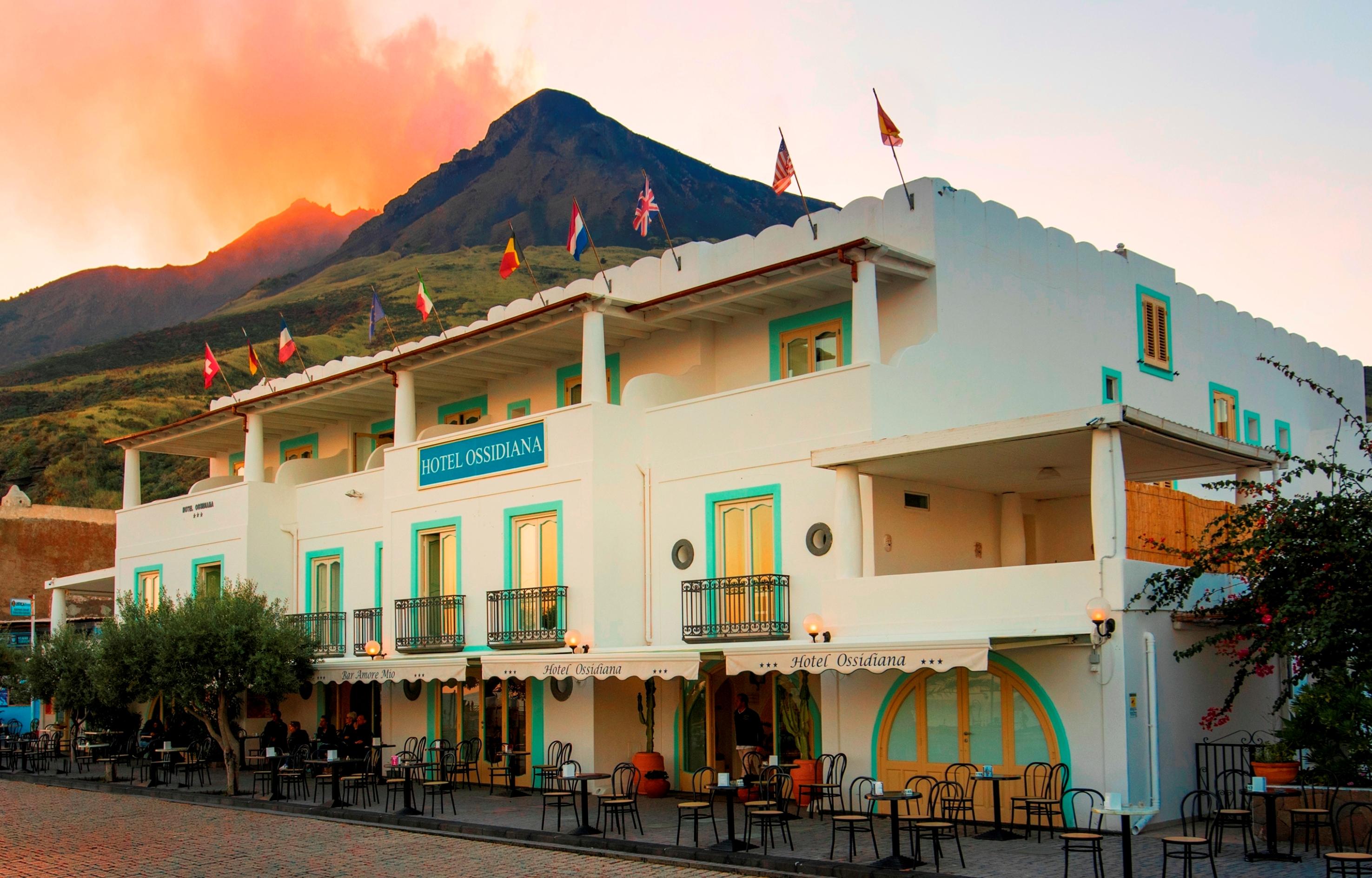 Hotel Ossidiana Stromboli Center ภายนอก รูปภาพ