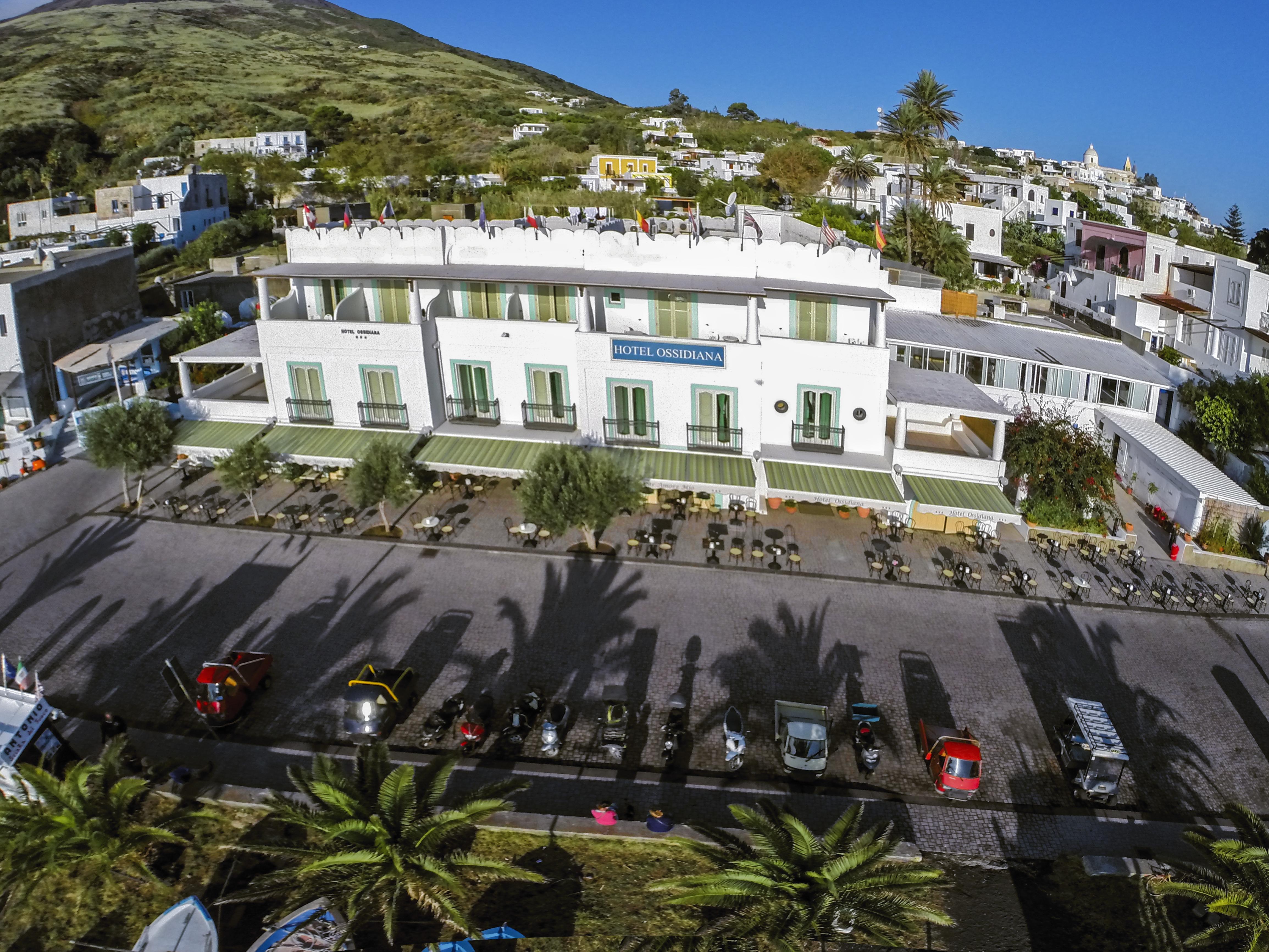 Hotel Ossidiana Stromboli Center ภายนอก รูปภาพ