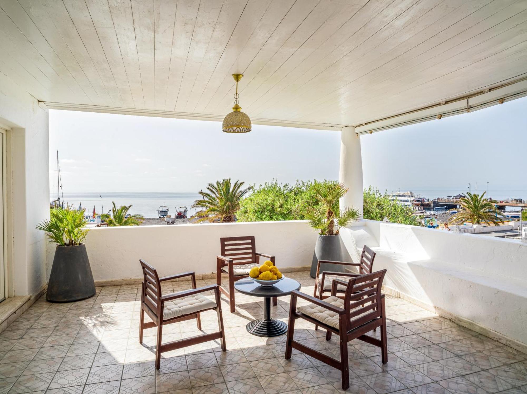 Hotel Ossidiana Stromboli Center ภายนอก รูปภาพ