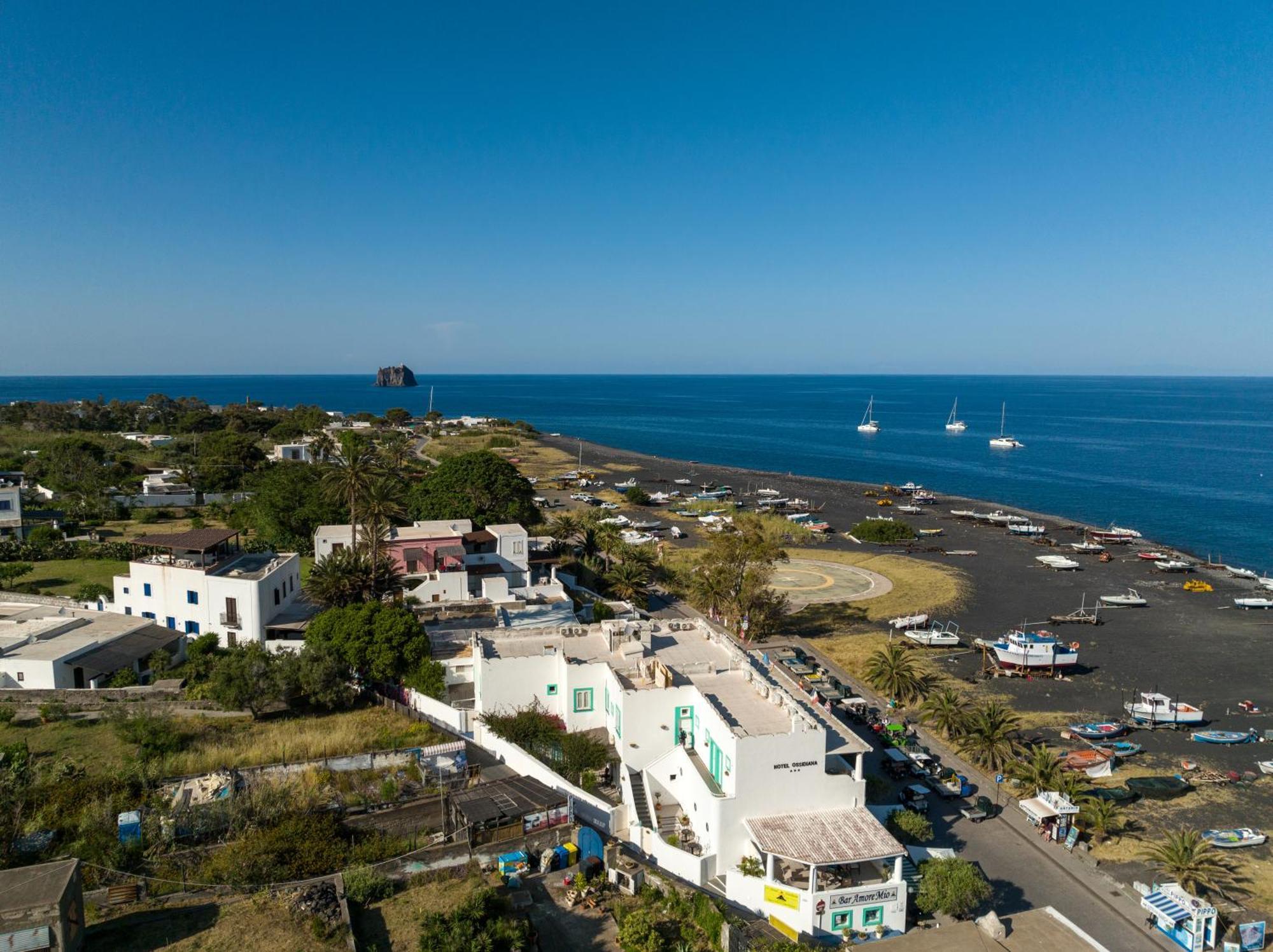 Hotel Ossidiana Stromboli Center ภายนอก รูปภาพ