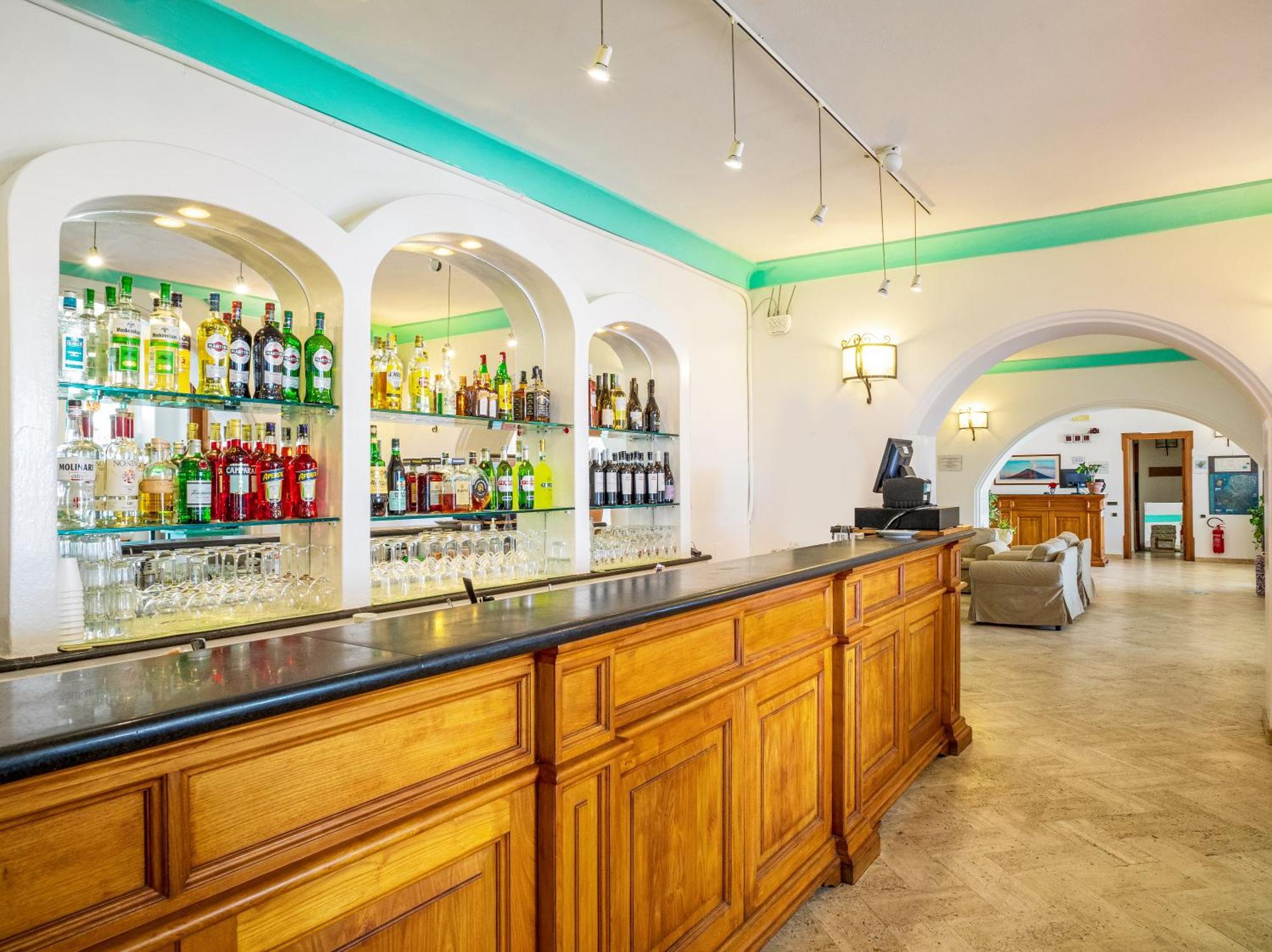 Hotel Ossidiana Stromboli Center ภายนอก รูปภาพ